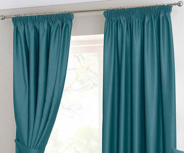 Pencil Pleat curtains