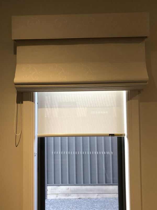 image of custom made roman blinds